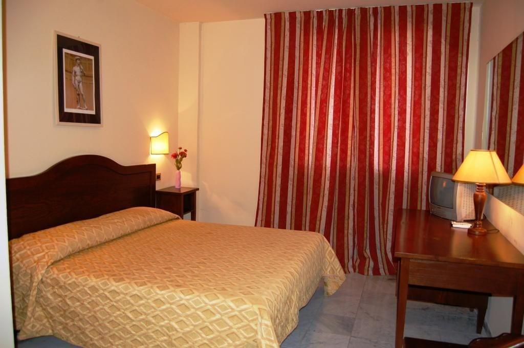 Hotel Albatros Calenzano Kültér fotó