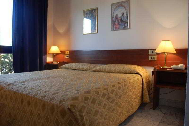 Hotel Albatros Calenzano Kültér fotó
