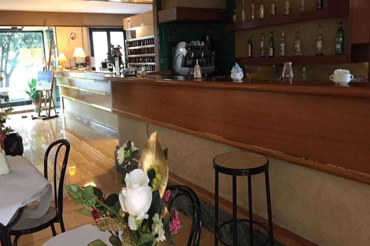 Hotel Albatros Calenzano Kültér fotó